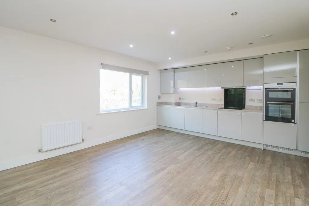 Parchment Close, Mitcham, photo 2