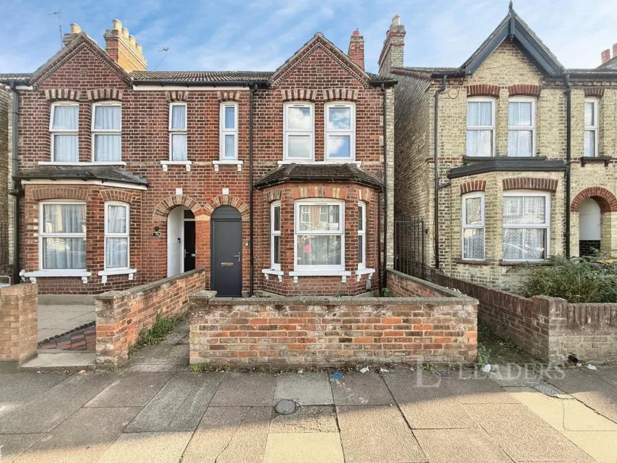 3 bed house for sale, Preston Road, Bedford, MK40