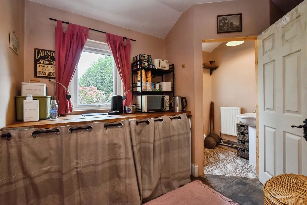 Tirycoed Road, Glanamman, SA18, photo 18