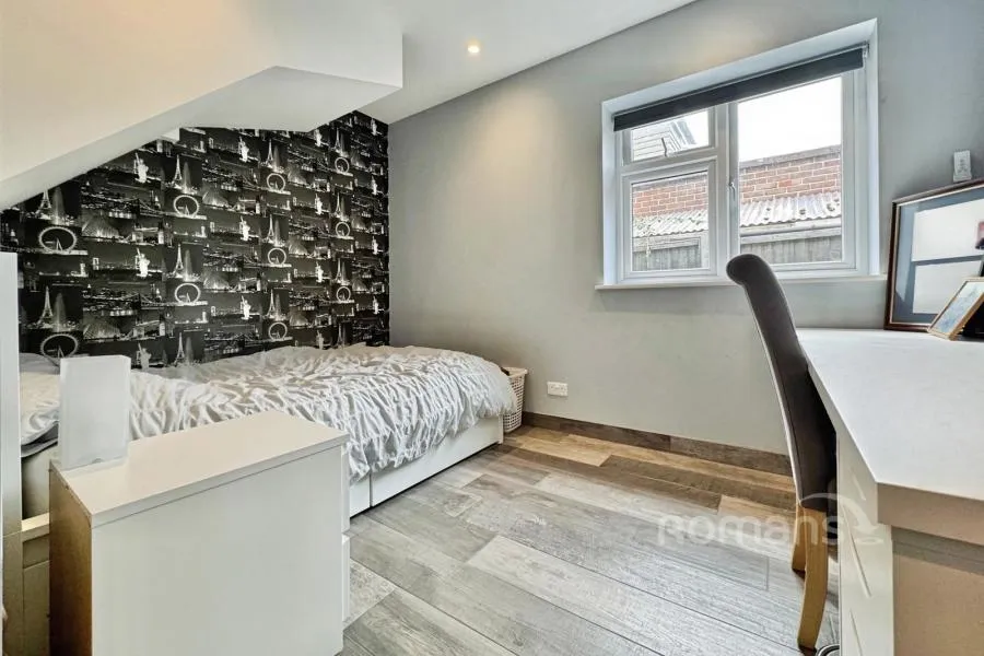 Branksome Hill Road, College Town, GU47, photo 15