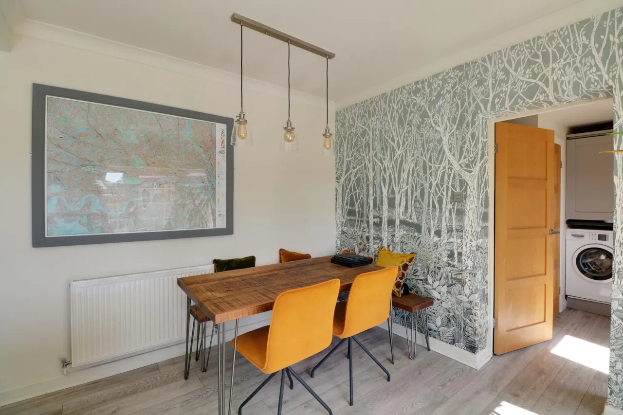 Berkeley Crescent, Crewe, photo 8
