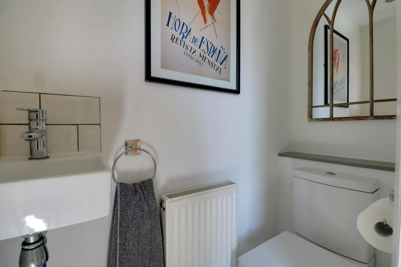 Berkeley Crescent, Crewe, photo 11