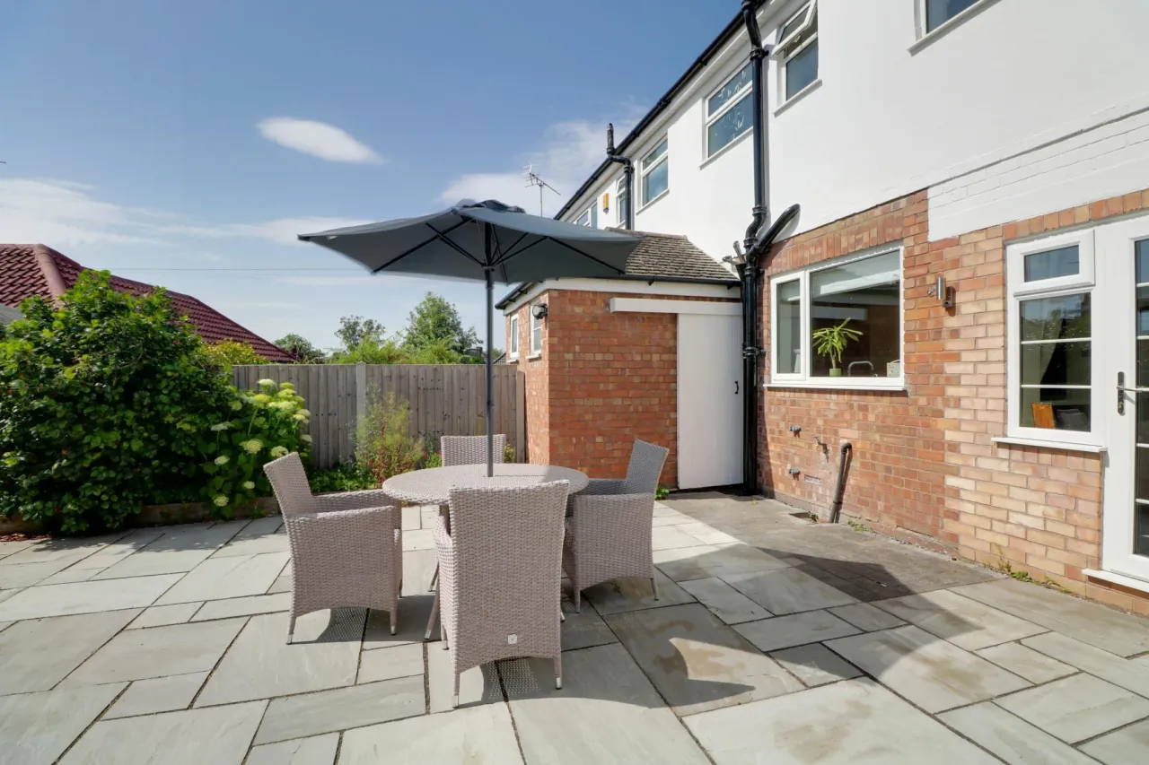 Berkeley Crescent, Crewe, photo 6