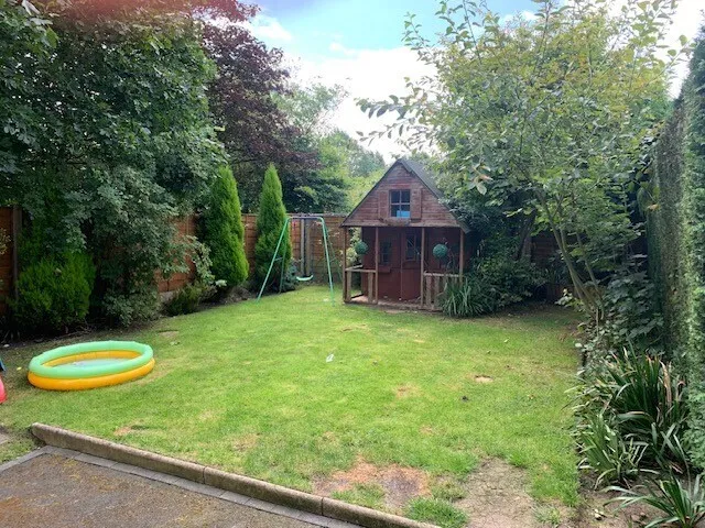 Larchwood Drive, Wilmslow, photo 4