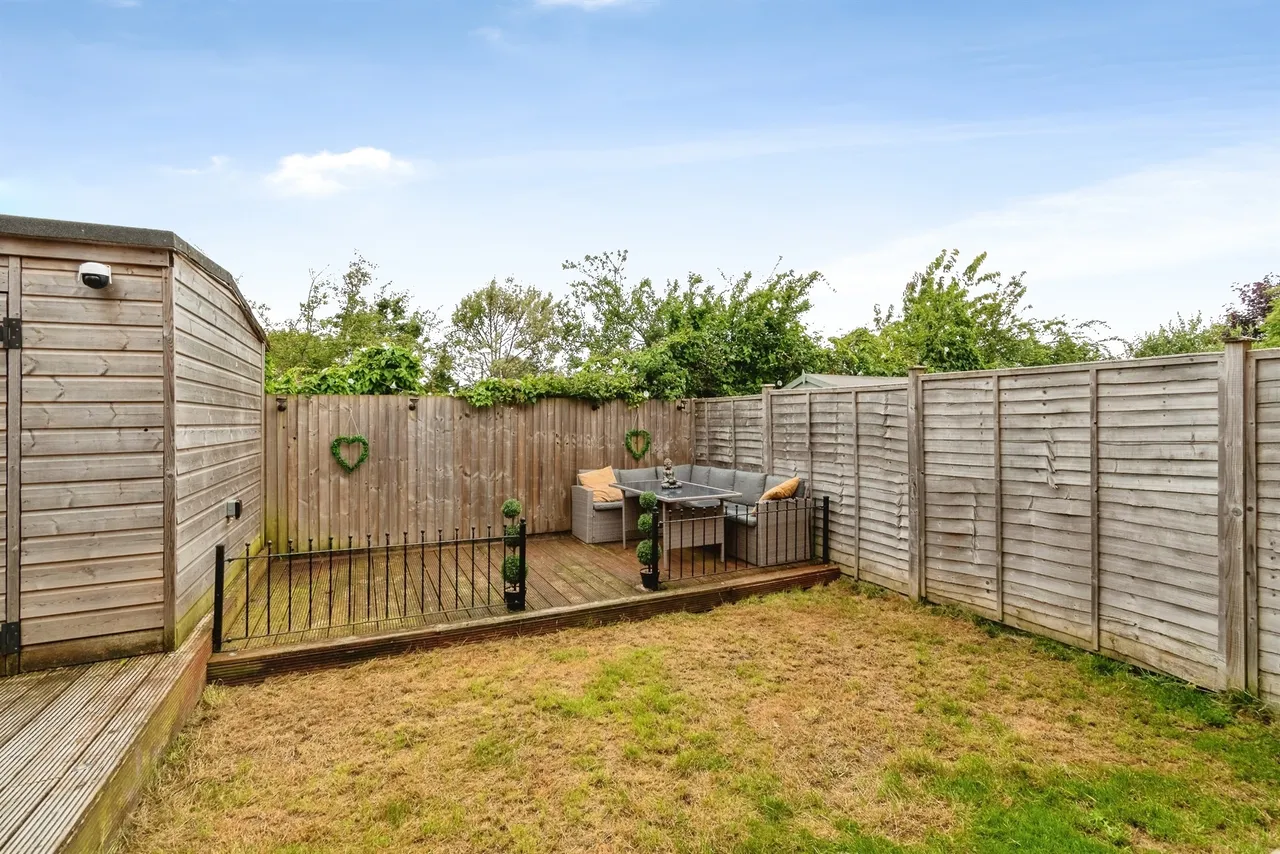 Asquith Avenue, Melksham, SN12, photo 17