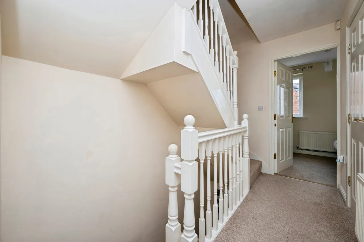 Butlerwood Close, Kirkby-in-Ashfield, Nottingham, Nottinghamshire, NG17, photo 19