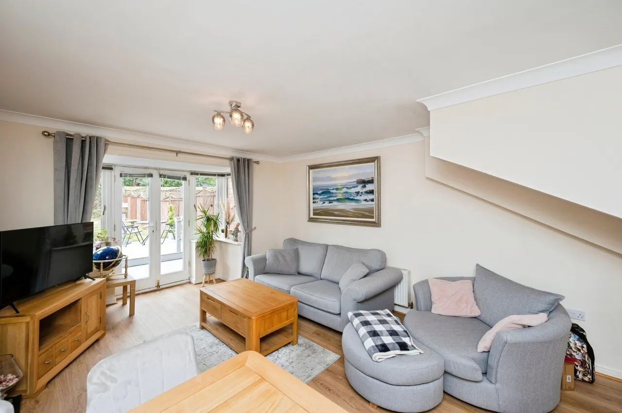 Butlerwood Close, Kirkby-in-Ashfield, Nottingham, Nottinghamshire, NG17, photo 2