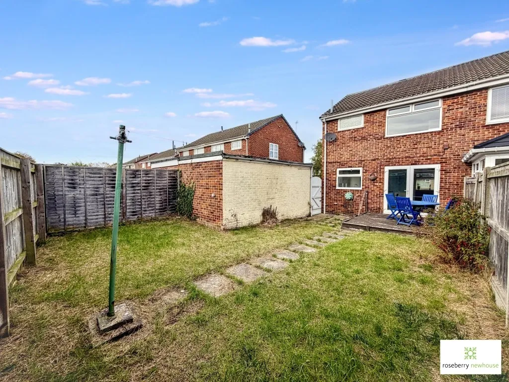 Strathaven Drive, Eaglescliffe, photo 15