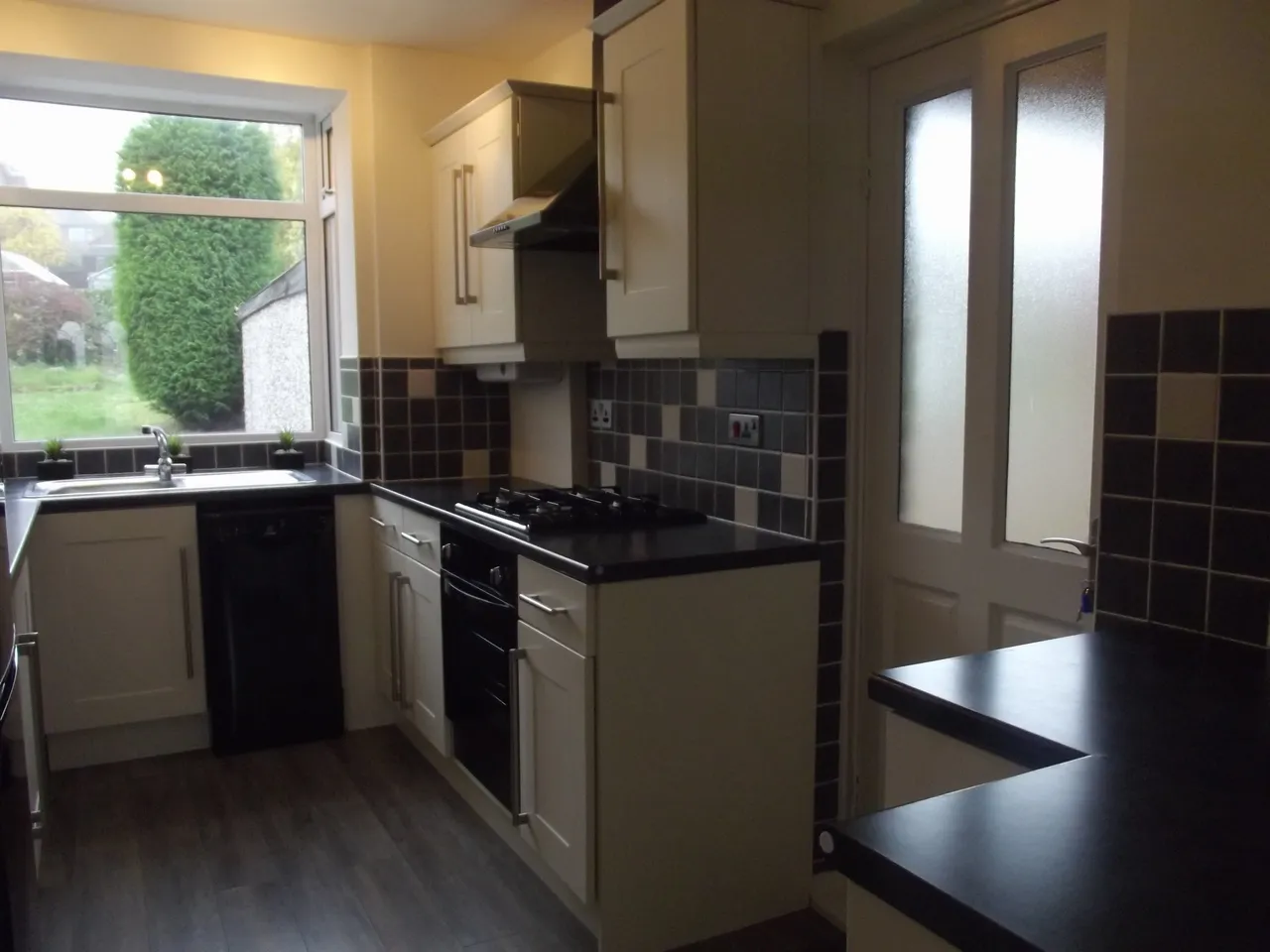 Black Hill Road, Brecks, Rotherham, S65 3DU, photo 2