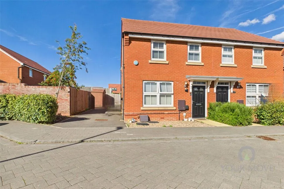 3 bed house for sale, Alfred Way, Buckingham, MK18