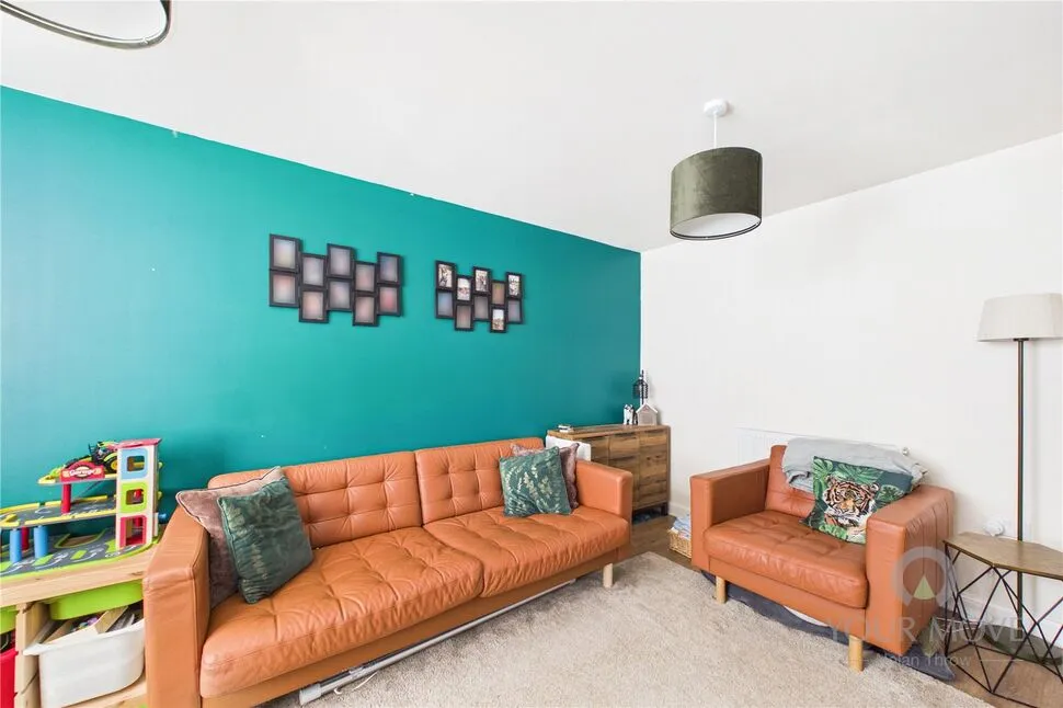 Alfred Way, Buckingham, MK18, photo 2
