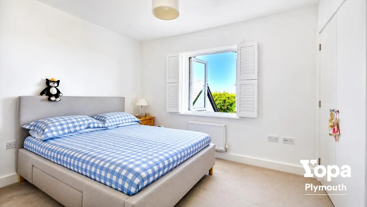 Clover Park, Plymouth, PL8, photo 14