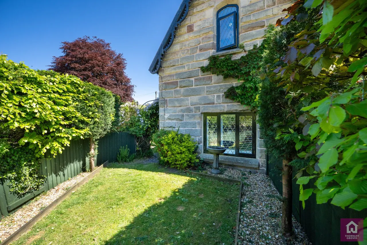 Ashton Lane, Sale, M33, photo 22