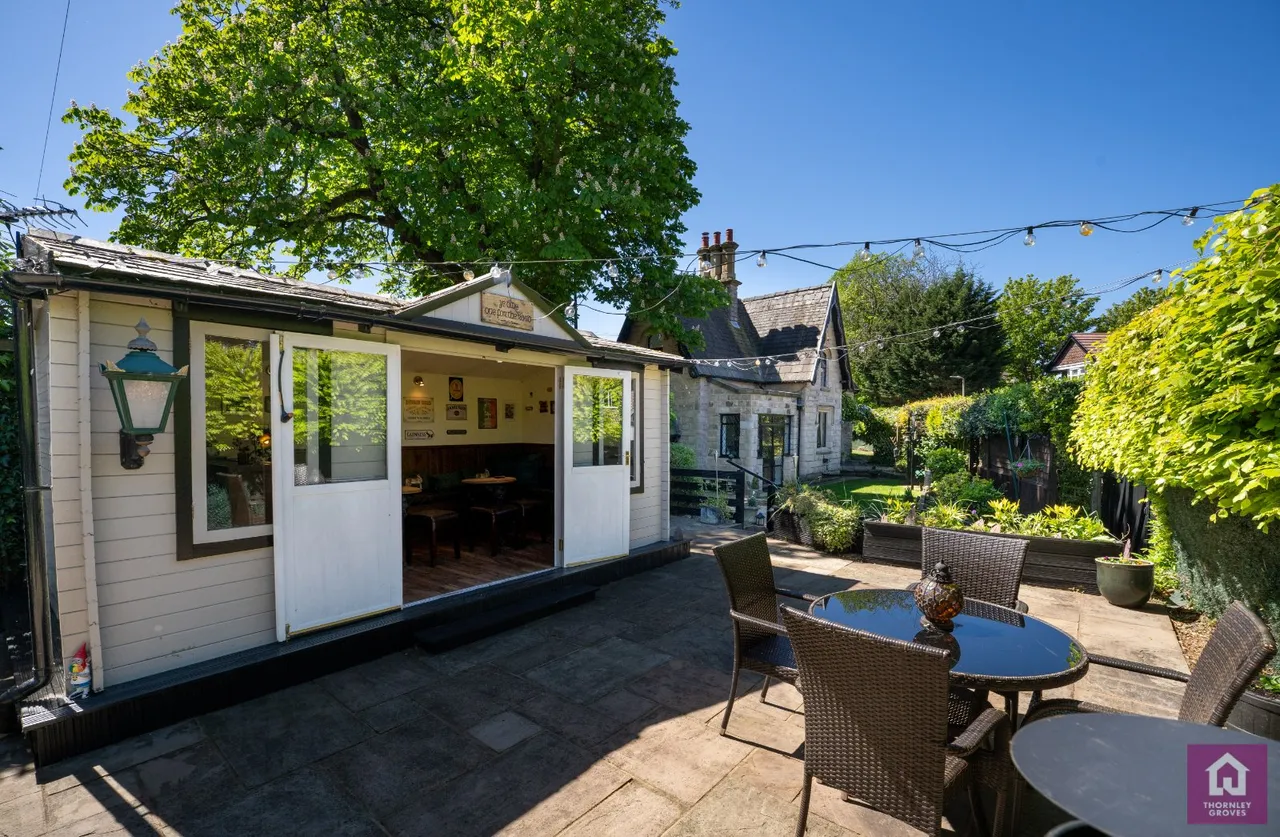 Ashton Lane, Sale, M33, photo 16