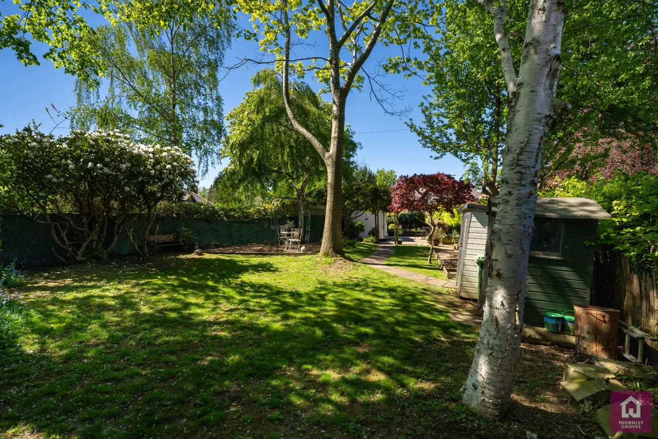 Ashton Lane, Sale, M33, photo 12