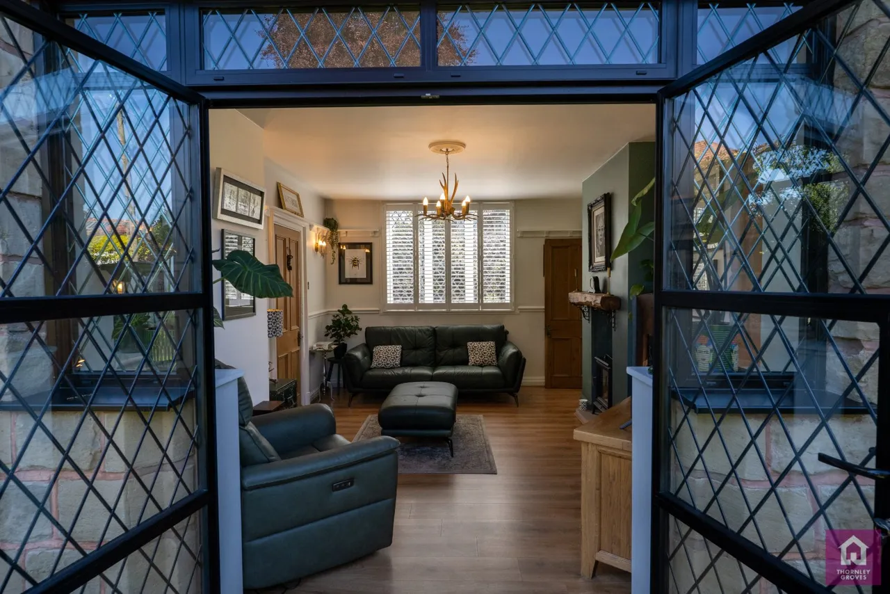 Ashton Lane, Sale, M33, photo 14