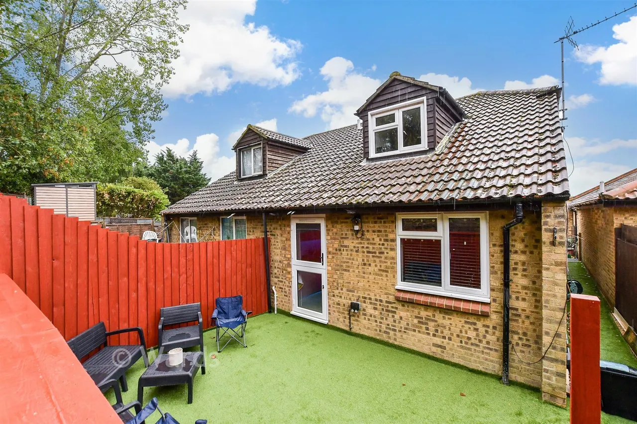 Curlinge Court, Ramsgate, CT11, photo 16