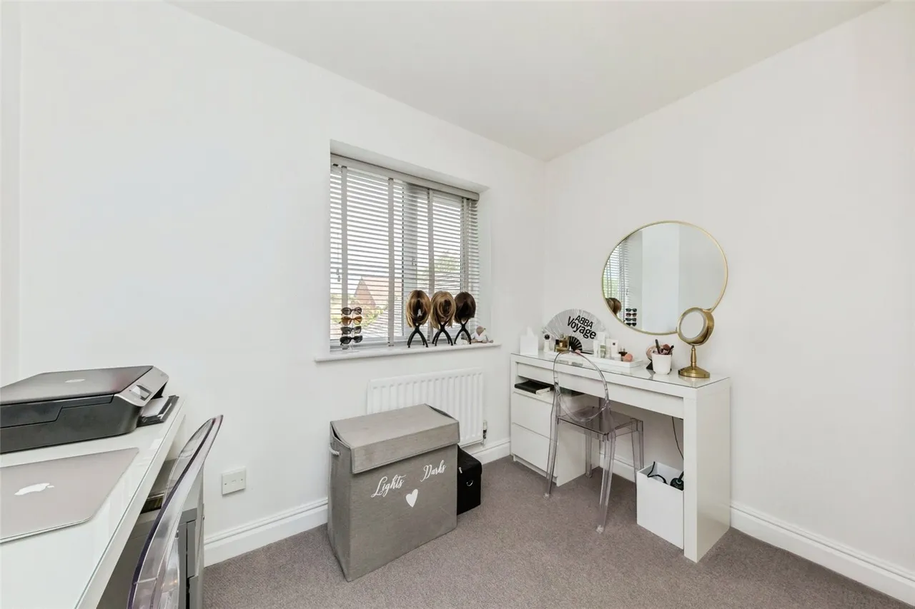 Portmarnock Close, MACCLESFIELD, Cheshire, SK10, photo 3