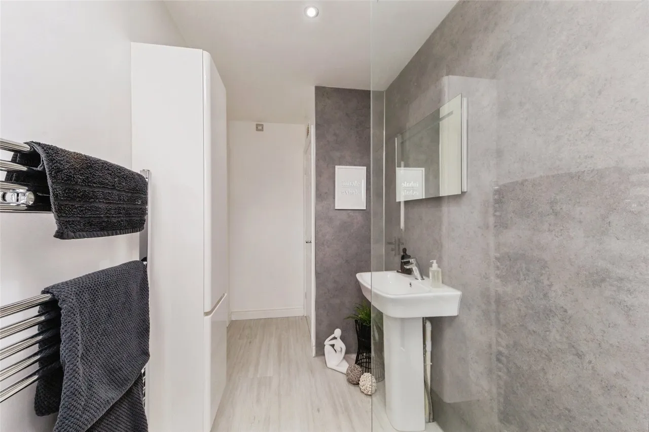 Portmarnock Close, MACCLESFIELD, Cheshire, SK10, photo 8