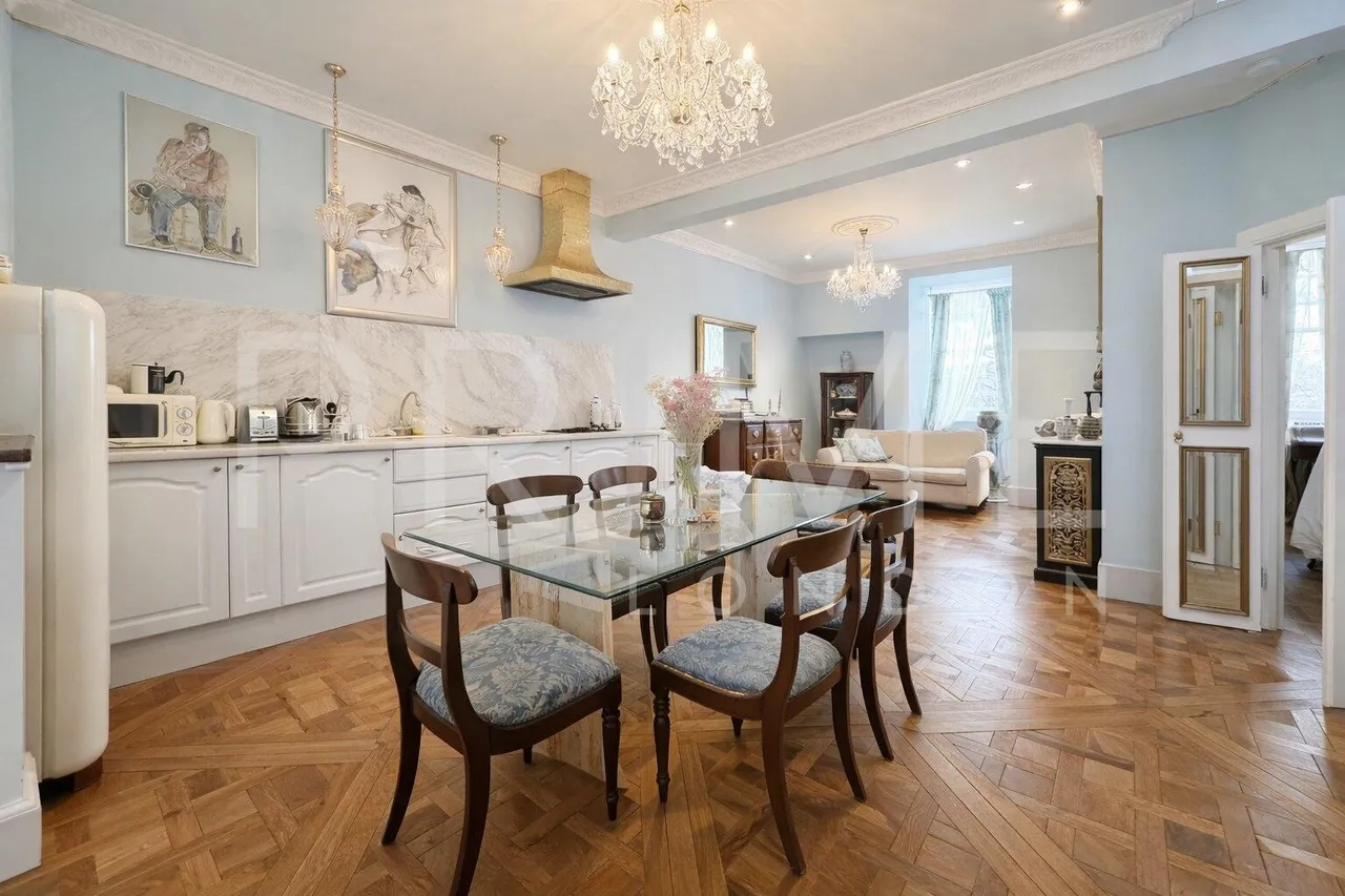 1 bed flat to rent, Sloane Gardens, London, SW1W