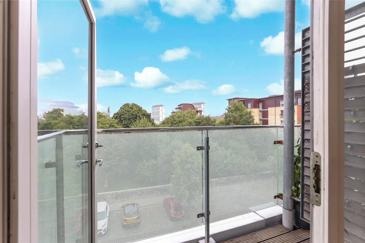 Errol Gardens, GLASGOW, Lanarkshire, G5, photo 15