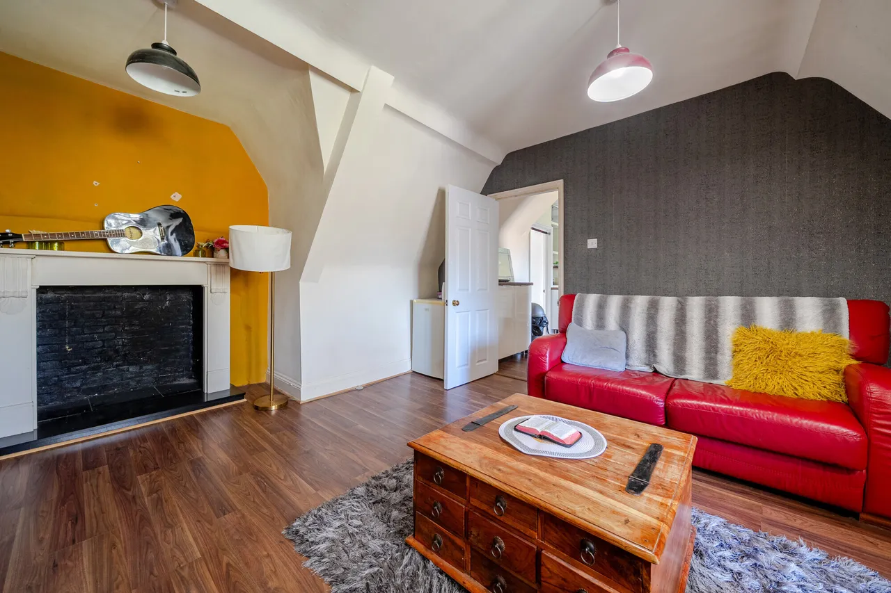 Parsonage Lane, Lambourn, RG17, photo 2
