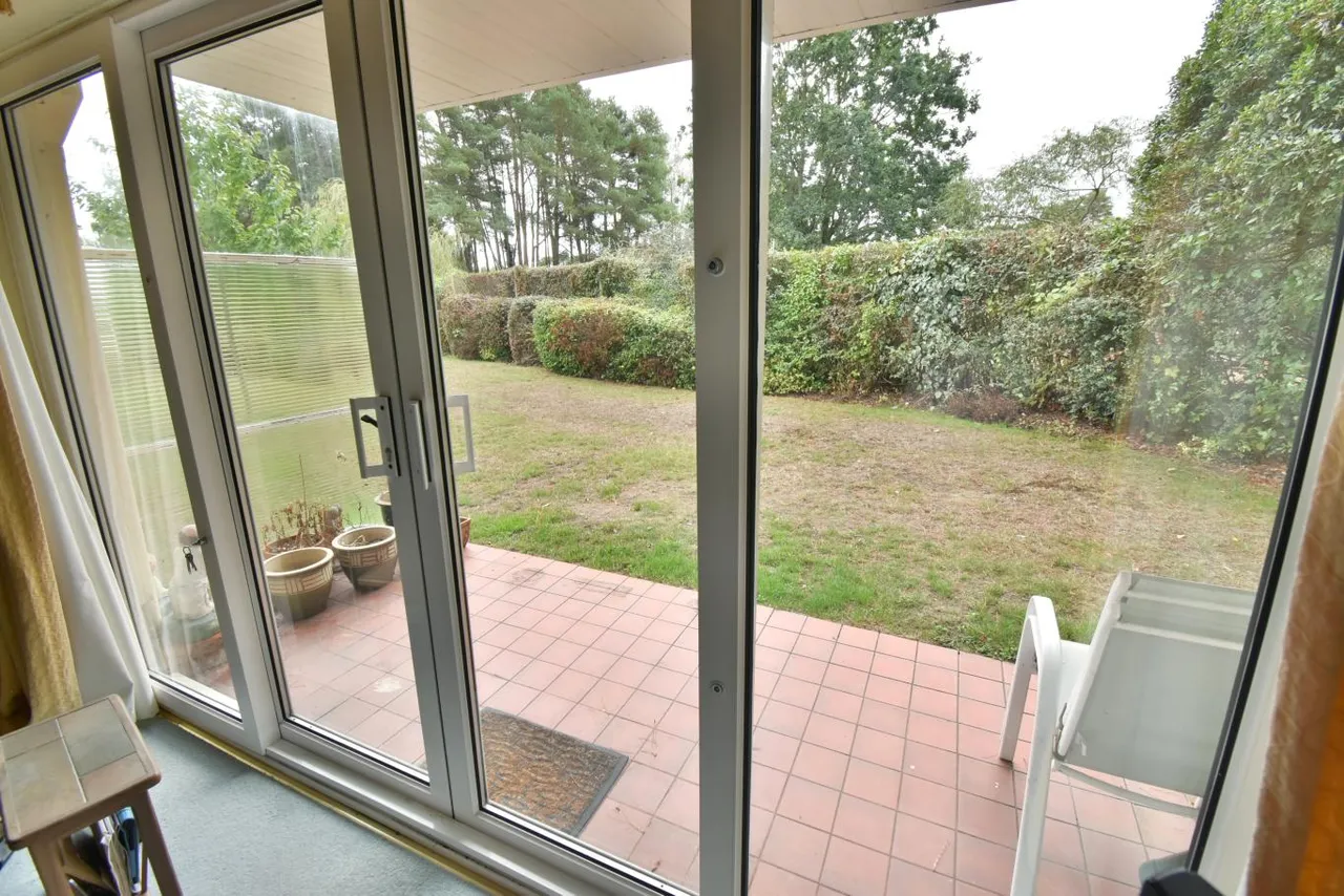 Wivenhoe House, BH22, photo 10