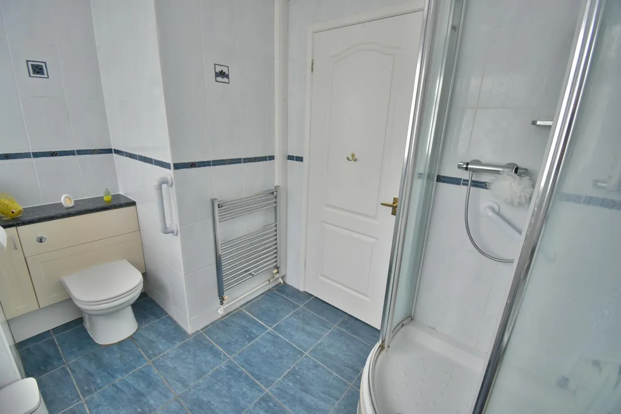 Wivenhoe House, BH22, photo 16