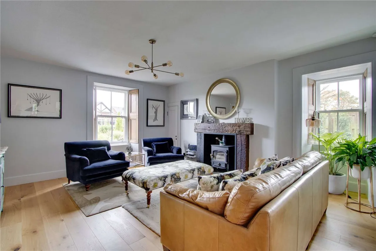 East Mains House, High Street, Edzell, Angus, DD9 7TA, photo 2