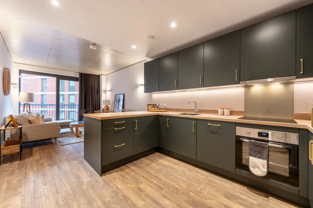 Flat 522 Birch House, Repton Gardens, Wembley, photo 3
