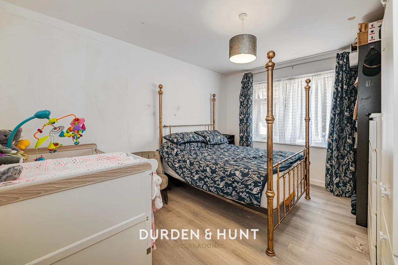 River Way, Loughton, IG10, photo 11