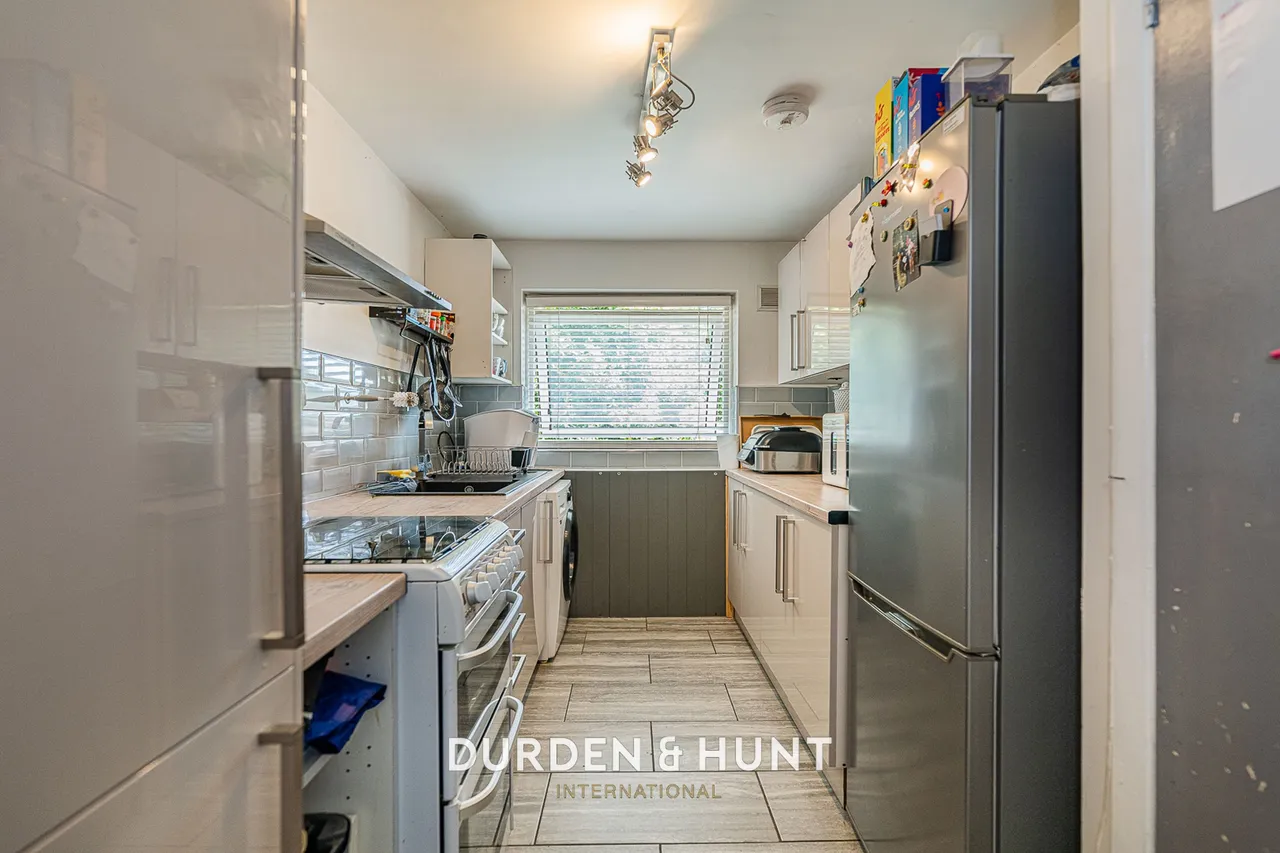 River Way, Loughton, IG10, photo 3