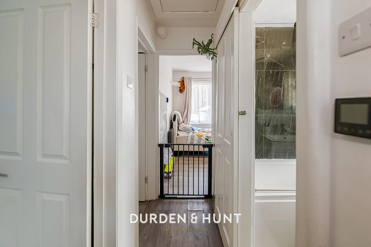 River Way, Loughton, IG10, photo 8