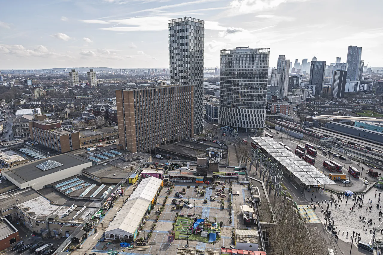 Flat 124, Legacy Tower, 88 Great Eastern Road, London, photo 9