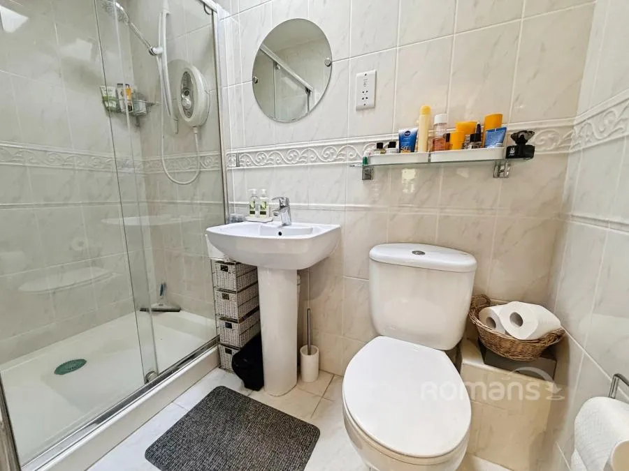 Chobham Road, Frimley, GU16, photo 14
