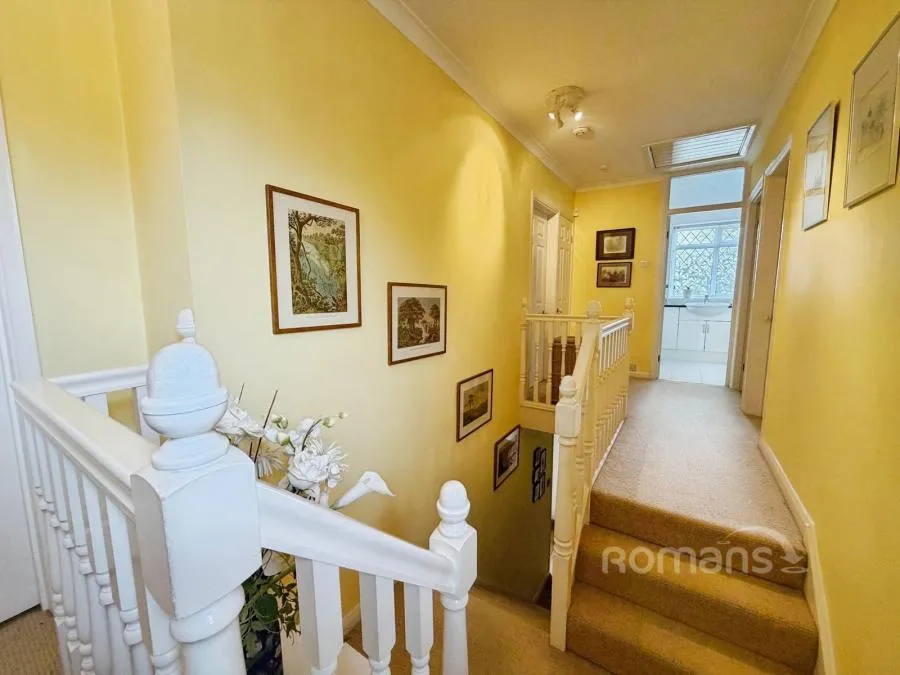 Chobham Road, Frimley, GU16, photo 11