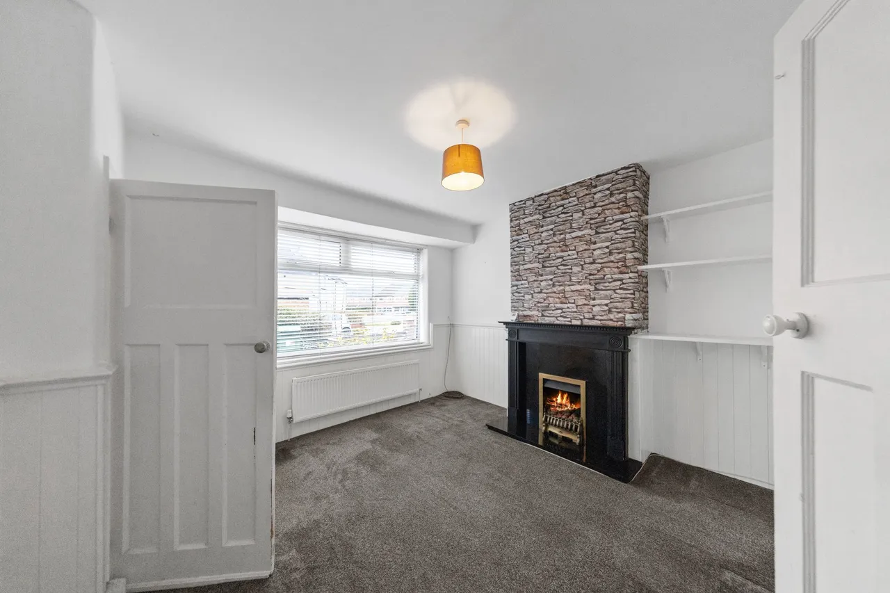 Ash Road, Penketh, Warrington, Warrington, WA5 2LD, photo 2