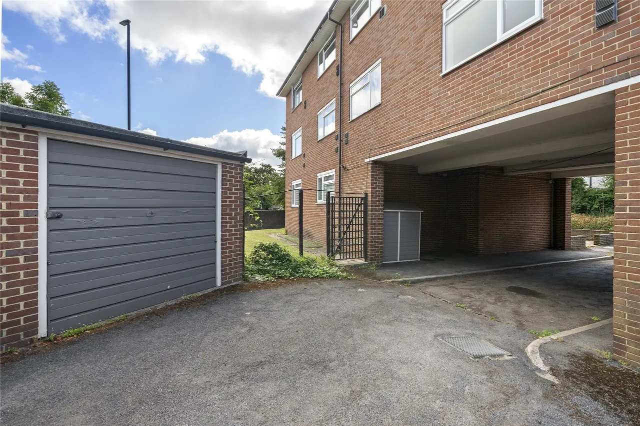 Wickham Close, New Malden, KT3, photo 10