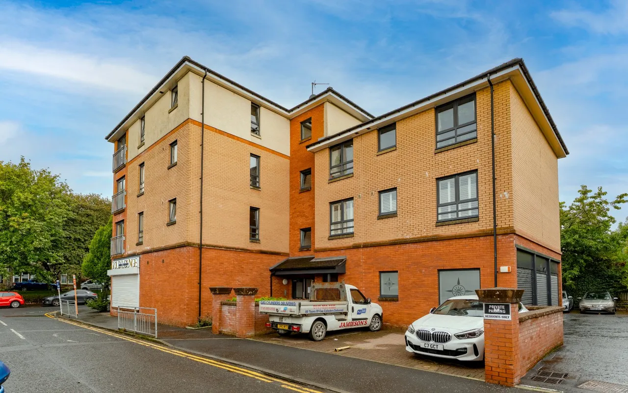 2 bed flat for sale, Strathcona Drive, Anniesland, G13