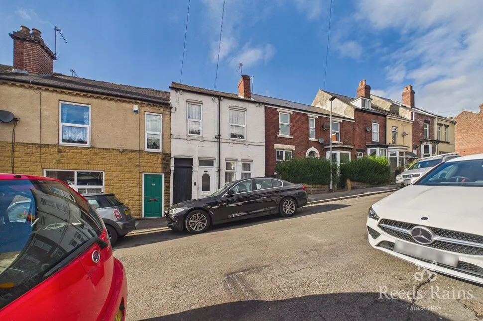 2 bed house for sale, Albany Street, Rotherham, S65
