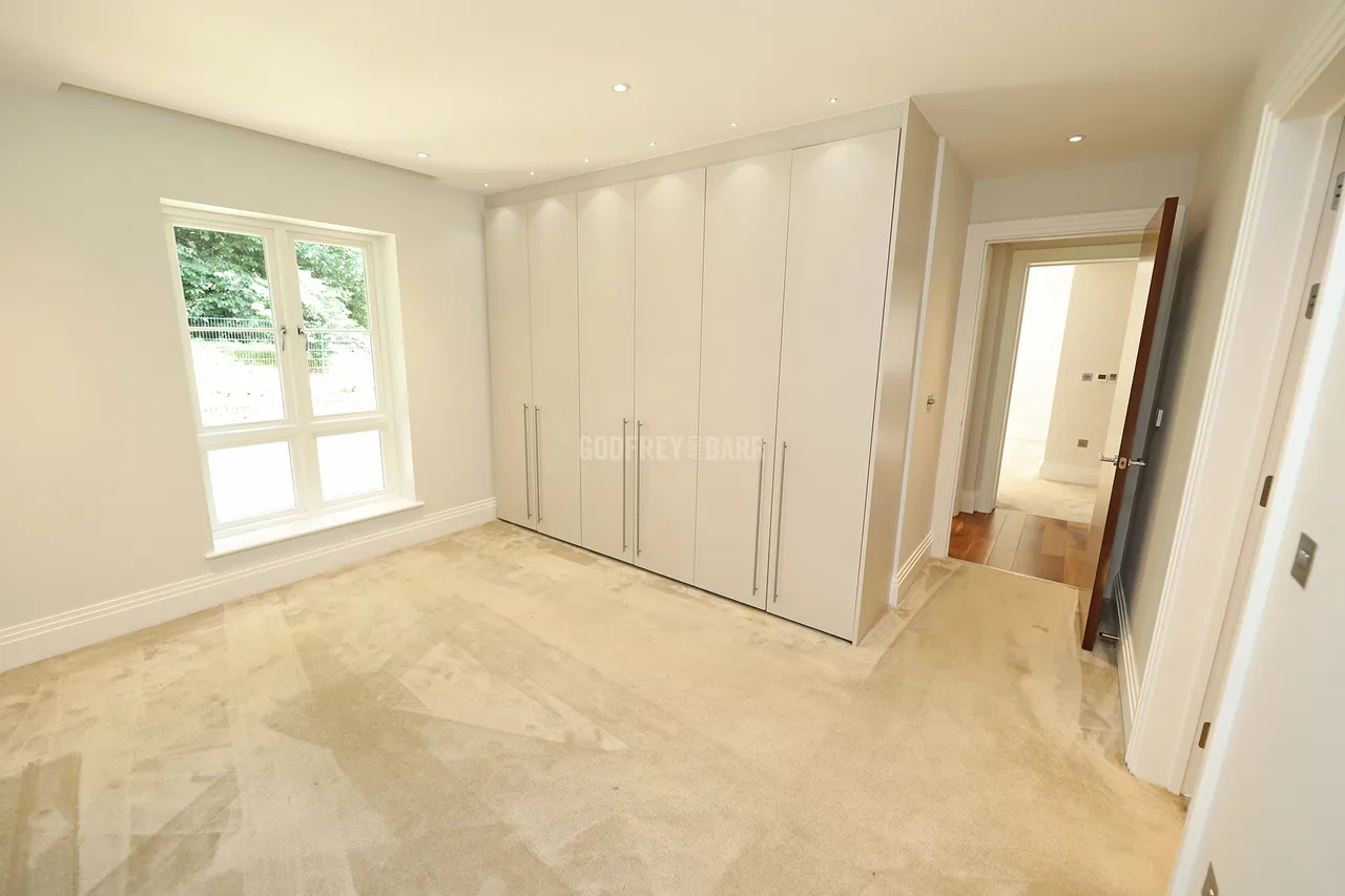 Mill Hill Place, Mill Hill, NW7, photo 12