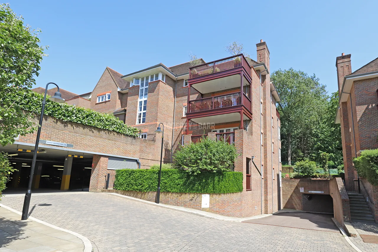 Mill Hill Place, Mill Hill, NW7, photo 5
