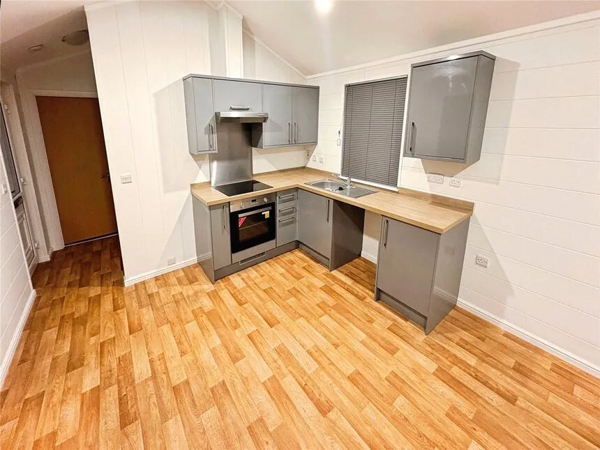 New Road, Wolverhampton, WV10, photo 3