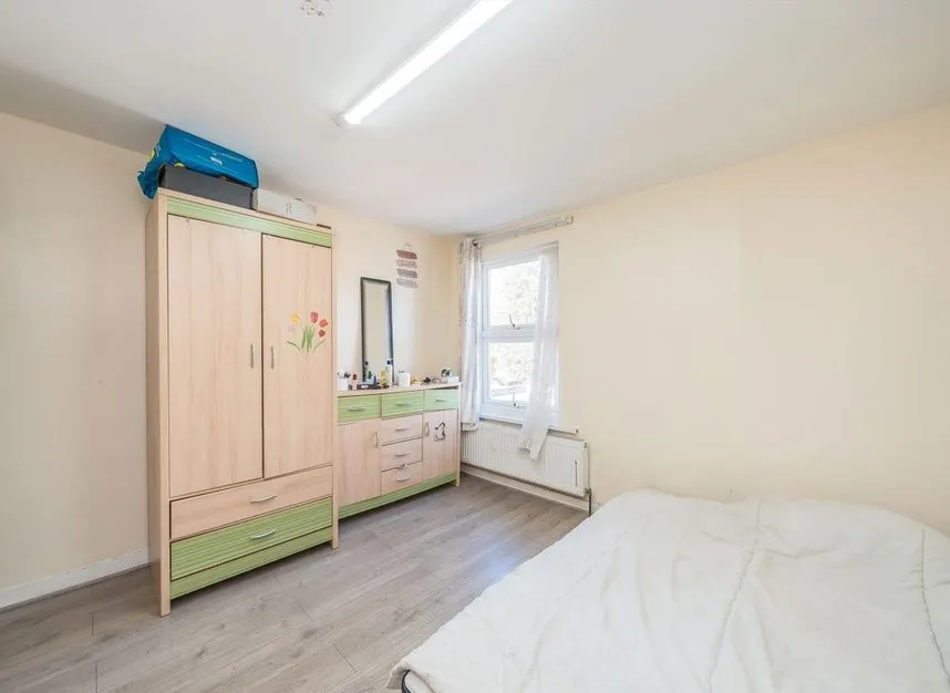 Albion Road, Hounslow, TW3, photo 4
