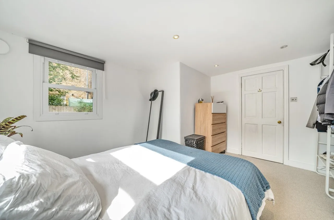 Thurlow Park Road, SE21, photo 12