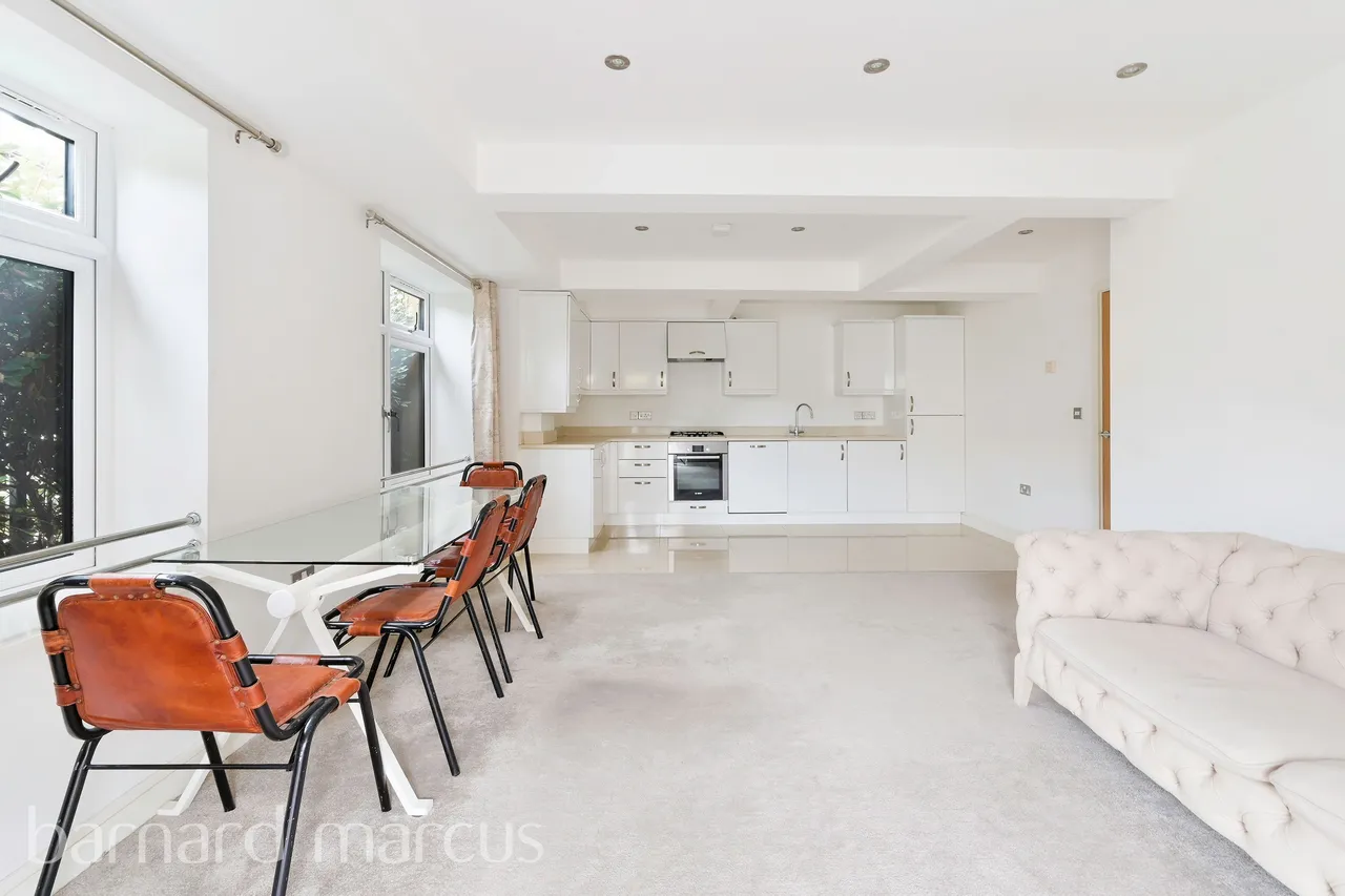 1 bed flat to rent, Coombe Road, New Malden, KT3