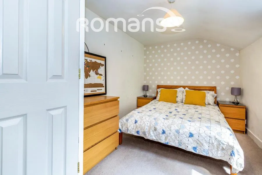 Oak Lane, Windsor, SL4, photo 6
