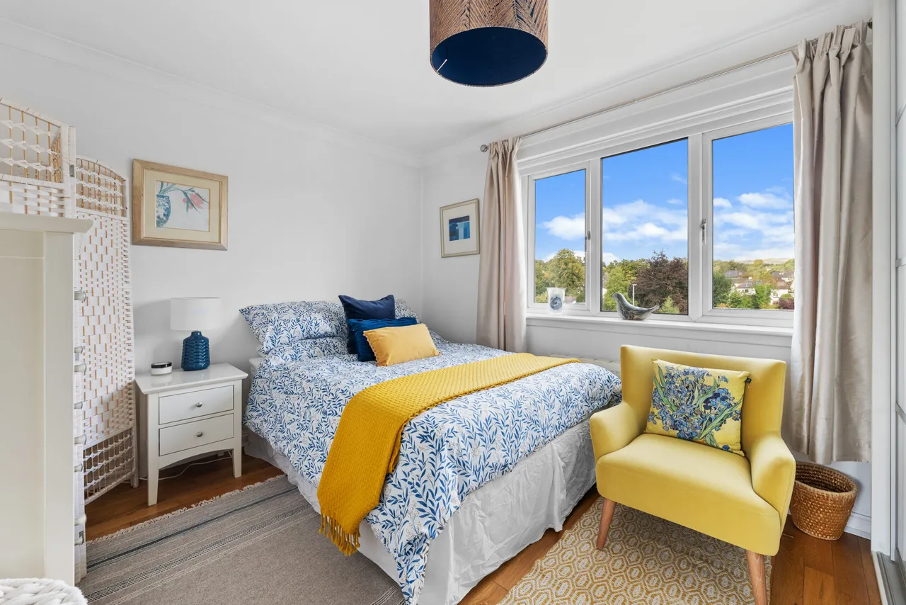 22 Campsie Drive, Milngavie, G62 6BW, photo 11