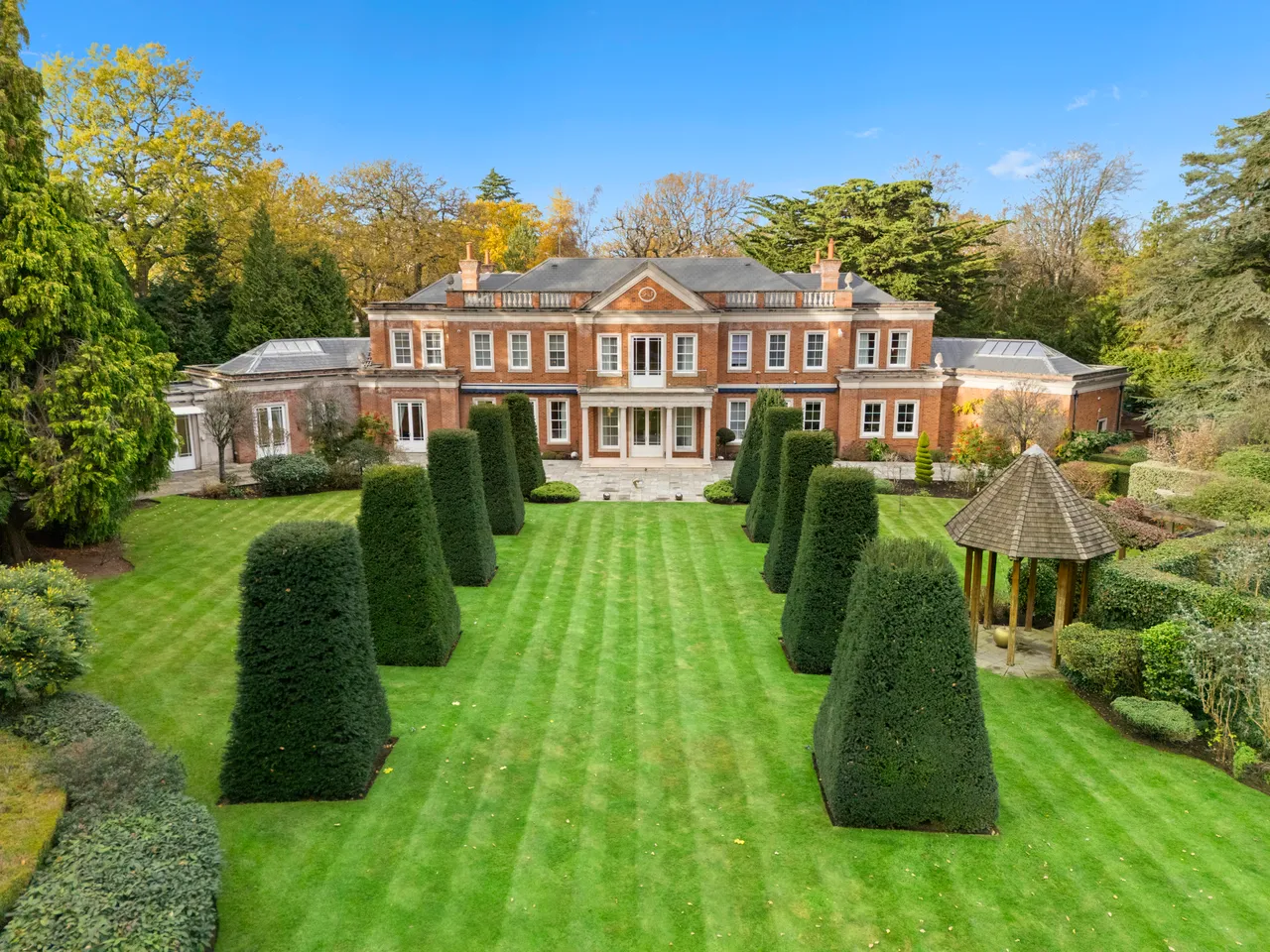 6 bed house for sale — St George's Hill, Weybridge, Surrey