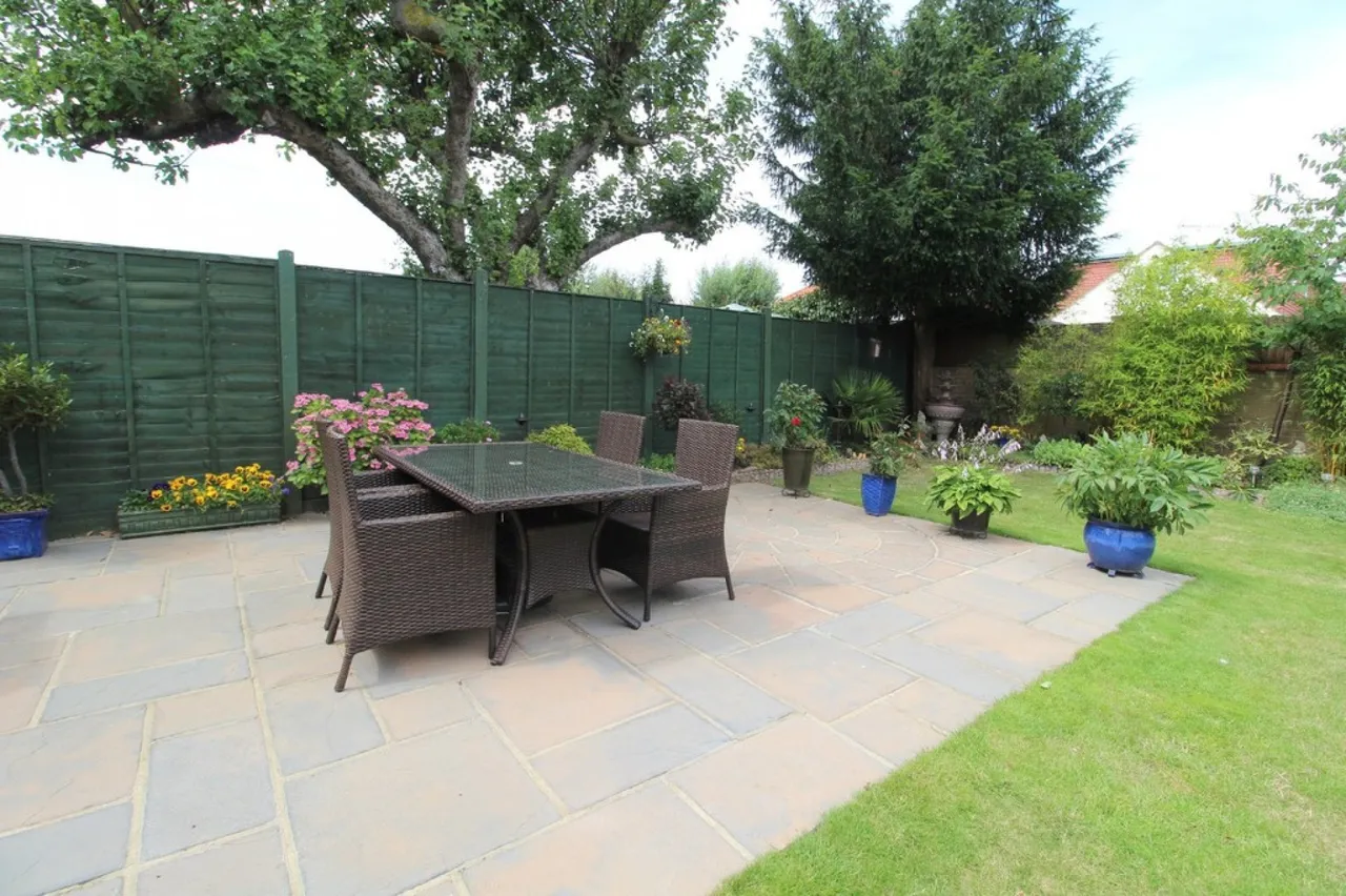 Ashview Gardens, Ashford, photo 17